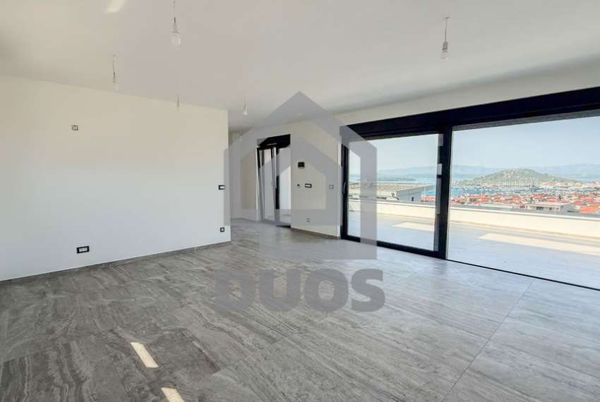 Prekrasan penthouse u centru Murtera sa prekrasnim pogledom na more 3