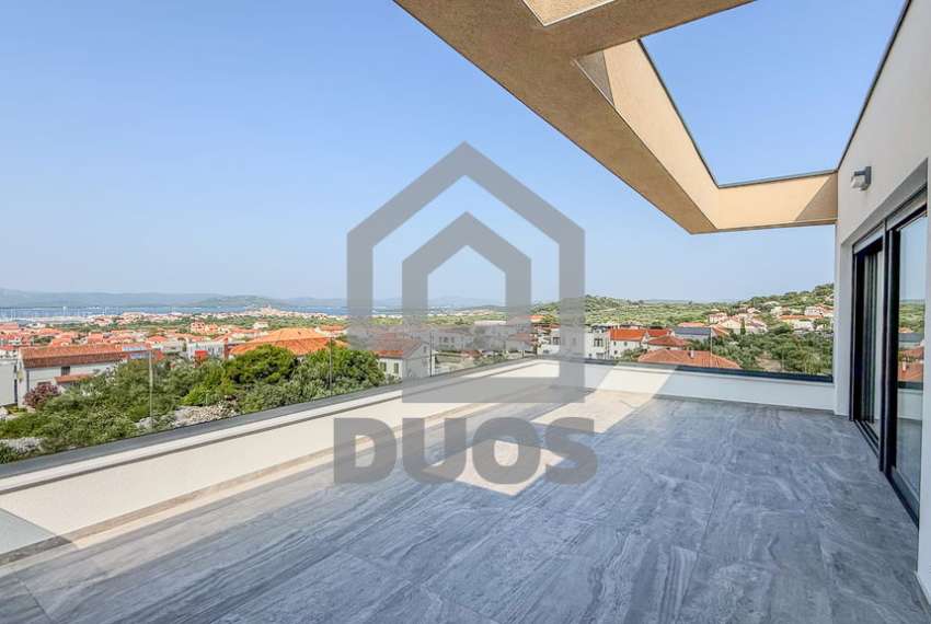 Prekrasan penthouse u centru Murtera sa prekrasnim pogledom na more 12