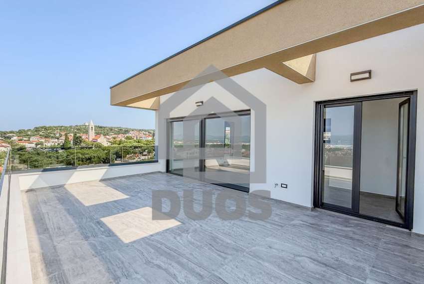 Prekrasan penthouse u centru Murtera sa prekrasnim pogledom na more 13