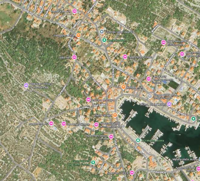 Baugrundstück mit erteilter Baugenehmigung für ein Einfamilienhaus von 200 m²