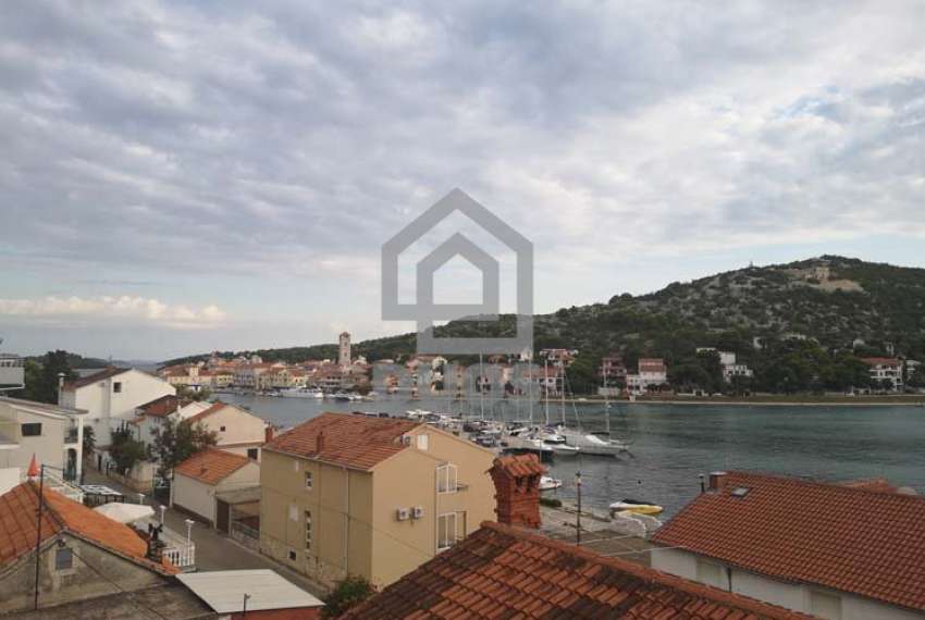 Tisno - 3rd row by the sea - sea view - 3 apartments 16