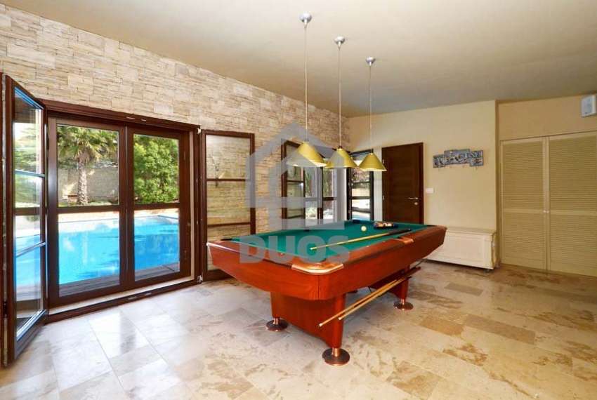 Villa with pool in Murter 8