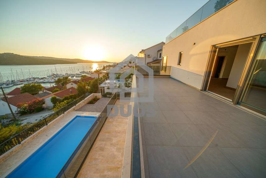 Tisno - luxury villa in three cascades overlooking the sea 27