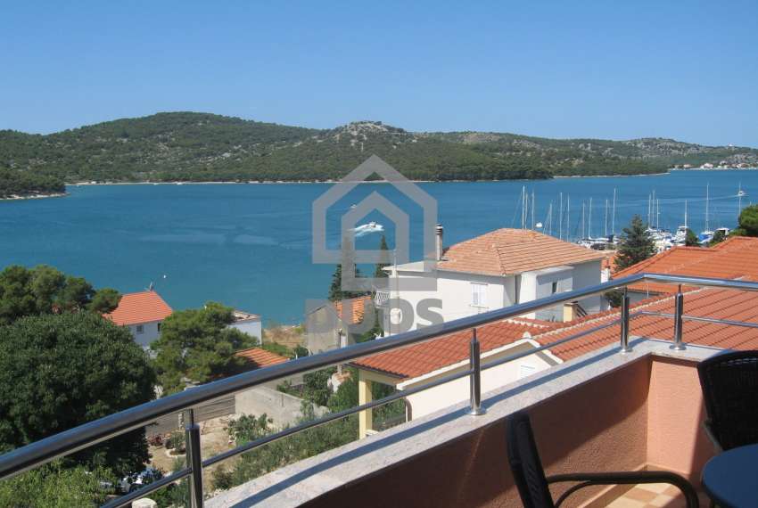 Tisno - Large residential building with a view of the sea 29