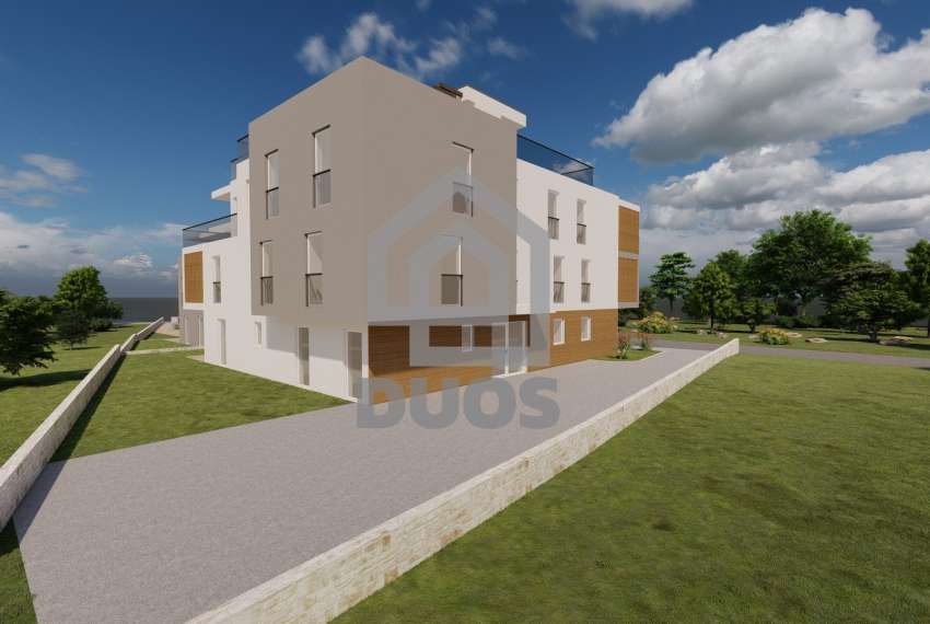 Srima - two-story apartment with three bedrooms and a large terrace 4